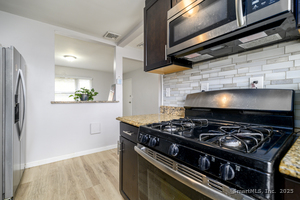 Homes for sale in Stamford, CT | 1046 E Main St #APT 4, Stamford, CT 06902 | MLS# 24135555