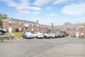 Homes for sale in Stamford, CT | 1046 E Main St #APT 4, Stamford, CT 06902 | MLS# 24135555