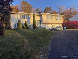 Homes for sale in Waterbury, CT | 147 Sprucedale Dr, Waterbury, CT 06706 | MLS# 24134681