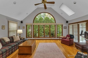 Homes for sale in Suffield, CT | 41 Huckleberry Holw, Suffield, CT 06078 | MLS# 24136737