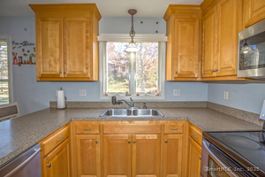 Homes for sale in Enfield, CT | 20 Second Ave, Enfield, CT 06082 | MLS# 24135003