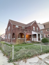 Homes for sale in Bridgeport, CT | 1922 Boston Ave, Bridgeport, CT 06610 | MLS# 24137082