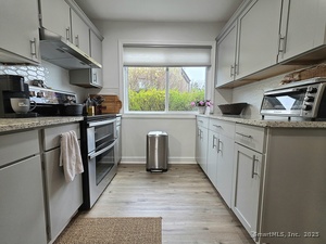 Homes for sale in Southbury, CT | 60 Heritage Vlg #B, Southbury, CT 06488 | MLS# 24137022