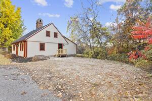 Homes for sale in Southington, CT | 1460 Meriden Ave, Southington, CT 06489 | MLS# 24136874