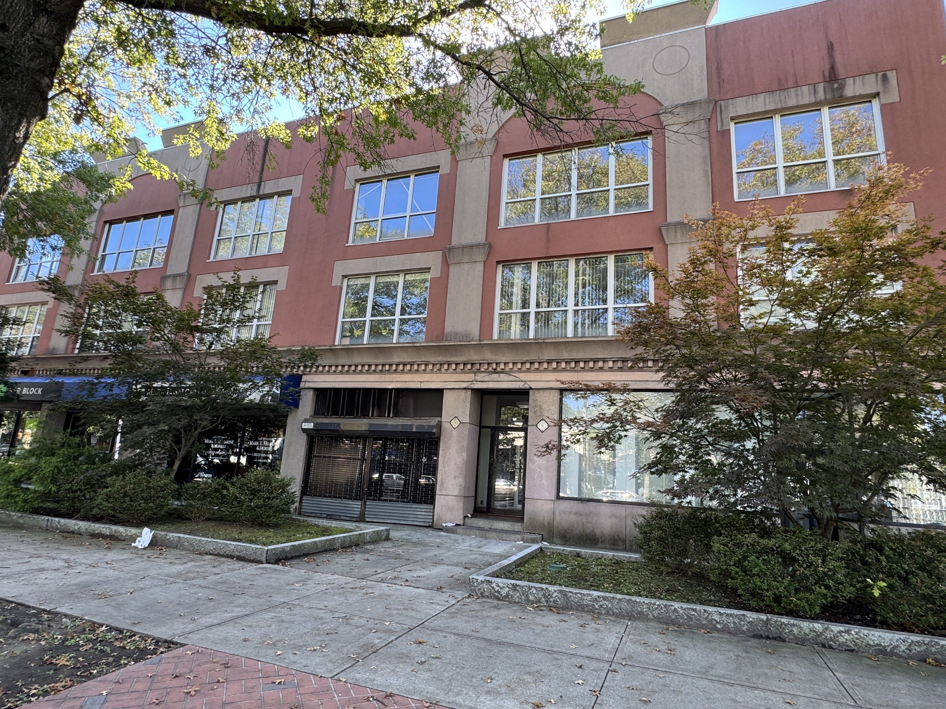 376 Whalley, New Haven, 06511, 0 , 0 ,0,Commercial For Sale,For Sale,Whalley,0,24131535