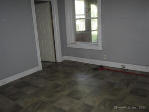 Homes for sale in Holyoke, MA | 13 Hampshire St, Holyoke, MA 01014 | MLS# 24137285