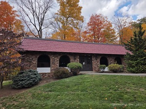 Homes for sale in Newington, CT | 35 Woodsedge Dr #APT 4C, Newington, CT 06111 | MLS# 24137188