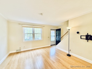 Homes for sale in Stamford, CT | 171 Sylvan Knoll Rd, Stamford, CT 06902 | MLS# 24137378