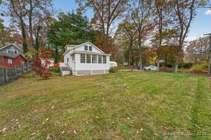 Homes for sale in Chester, CT | 15 Hazen St, Chester, CT 06412 | MLS# 24137397