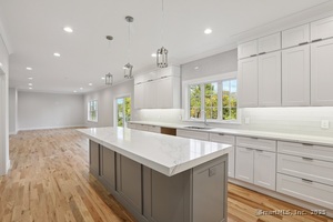 Homes for sale in Danbury, CT | 6 Vista St, Danbury, CT 06811 | MLS# 24137426