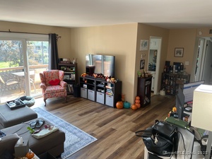 Homes for sale in Cromwell, CT | 22 Linda Ct #22, Cromwell, CT 06416 | MLS# 24137468