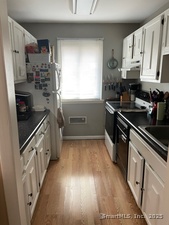 Homes for sale in Cromwell, CT | 22 Linda Ct #22, Cromwell, CT 06416 | MLS# 24137468