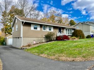 Homes for sale in Watertown, CT | 124 Plainfield Dr, Watertown, CT 06779 | MLS# 24137438