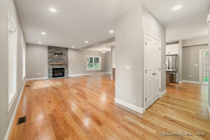 Homes for sale in Bristol, CT | 164 Fox Den Rd, Bristol, CT 06010 | MLS# 24137550