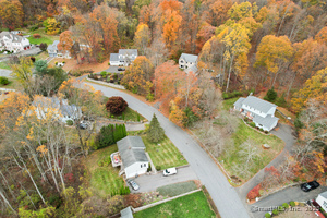 Homes for sale in Naugatuck, CT | 117 Stonefence Rd, Naugatuck, CT 06770 | MLS# 24136912