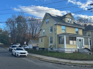 Homes for sale in Meriden, CT | 465 Pratt Street Ext, Meriden, CT 06450 | MLS# 24137527