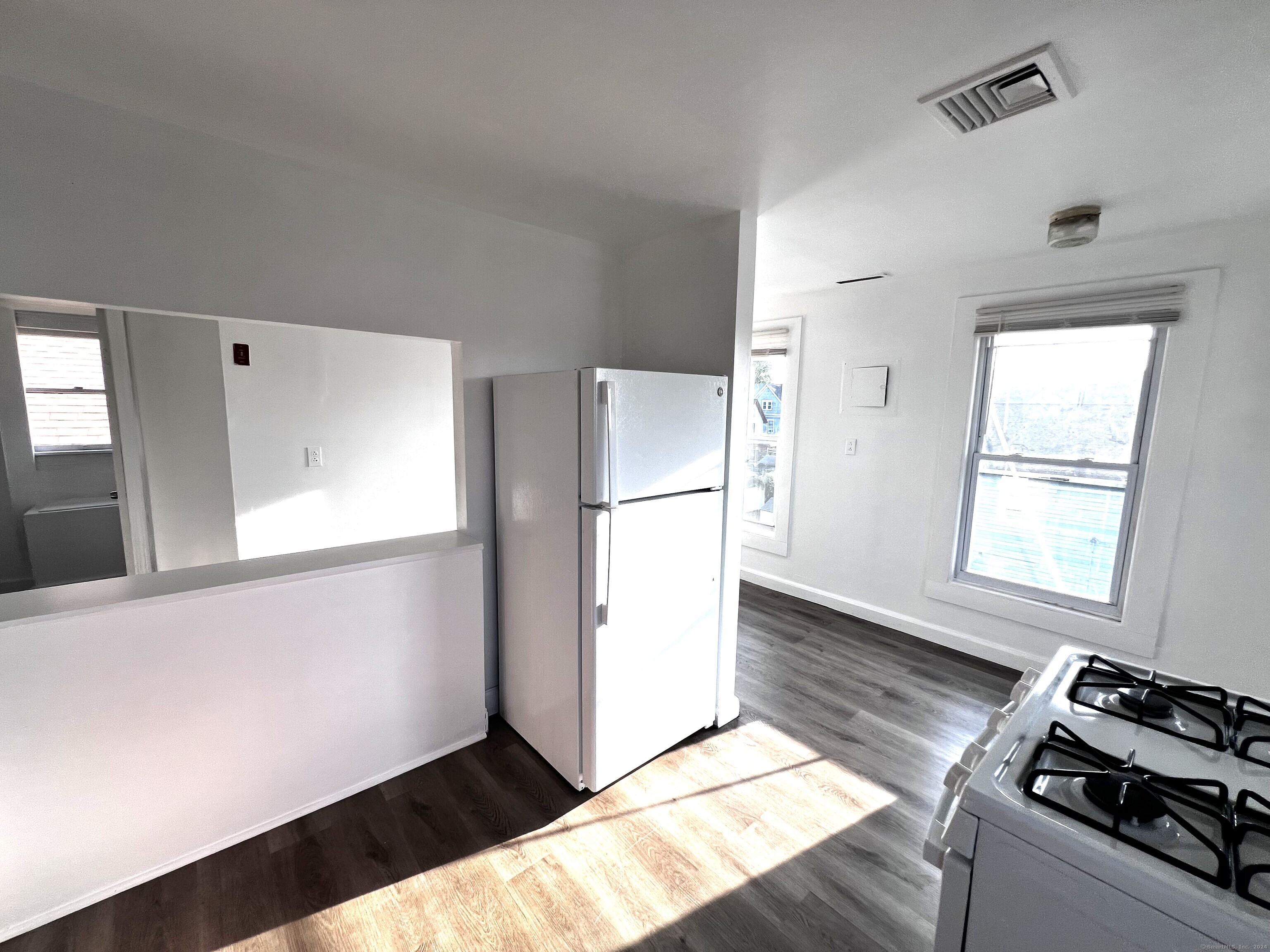 83 Seeley, Bridgeport, 06604, 1 Bedroom Bedrooms, 0 ,1 BathroomBathrooms,Residential Rental,For Sale,Seeley,0,24137617