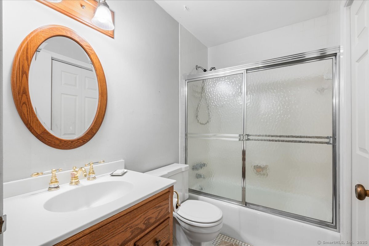 Photo 21 of 65 Main Street, Essex, CT