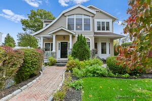25 Country Road, Unit 25