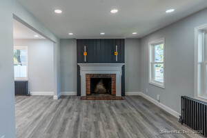 Homes for sale in Hamden, CT | 33 Bank St, Hamden, CT 06514 | MLS# 24137593