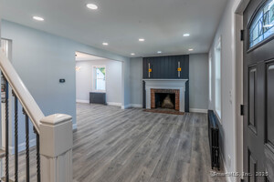 Homes for sale in Hamden, CT | 33 Bank St, Hamden, CT 06514 | MLS# 24137593