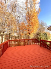 Homes for sale in Naugatuck, CT | 223 Osborn Rd, Naugatuck, CT 06770 | MLS# 24137626