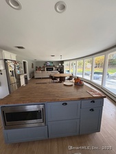 Homes for sale in Cheshire, CT | 365 Spruce St, Cheshire, CT 06410 | MLS# 24137243