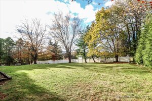 Homes for sale in Bethel, CT | 33 Green Pasture Rd, Bethel, CT 06801 | MLS# 24137124