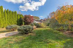 Homes for sale in Prospect, CT | 9 Cheryl Ln, Prospect, CT 06712 | MLS# 24137685