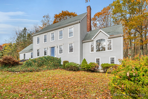 Homes for sale in Burlington, CT | 8 Briar Clf, Burlington, CT 06013 | MLS# 24127679