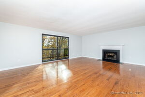 Homes for sale in Branford, CT | 29 Harbour Vlg #D, Branford, CT 06405 | MLS# 24136752