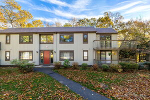 Homes for sale in Branford, CT | 29 Harbour Vlg #D, Branford, CT 06405 | MLS# 24136752