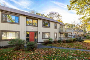 Homes for sale in Branford, CT | 29 Harbour Vlg #D, Branford, CT 06405 | MLS# 24136752