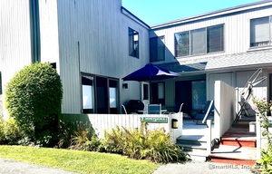 7 Honeysuckle Lane, Unit 7