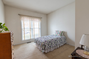 Homes for sale in Oxford, CT | 413 Mulligan Dr #413, Oxford, CT 06478 | MLS# 24137079