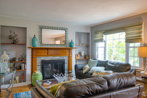 Homes for sale in Hamden, CT | 64 Evergreen Ave, Hamden, CT 06518 | MLS# 24137867