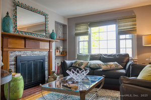 Homes for sale in Hamden, CT | 64 Evergreen Ave, Hamden, CT 06518 | MLS# 24137867