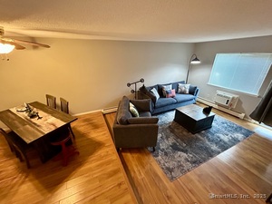 Homes for sale in New Hartford, CT | 220 Main St #APT 6G, New Hartford, CT 06057 | MLS# 24137865