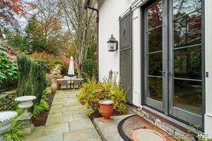 Homes for sale in Westport, CT | 15 Cross Hwy, Westport, CT 06880 | MLS# 24137765