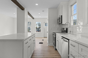 Homes for sale in Milford, CT | 190 W Main St, Milford, CT 06460 | MLS# 24137860