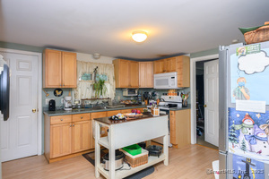 Homes for sale in Windham, CT | 80 Old Plains Rd, Windham, CT 06226 | MLS# 24137910