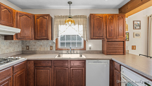 Homes for sale in Woodstock, CT | 134 New Sweden Rd, Woodstock, CT 06281 | MLS# 24137263