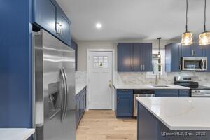 Homes for sale in Southington, CT | 49 Ledge Rd, Southington, CT 06489 | MLS# 24137952