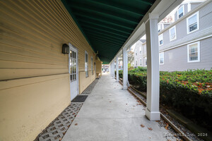 Homes for sale in Old Saybrook, CT | 125 Main St, Old Saybrook, CT 06475 | MLS# 24138056