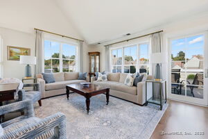 Homes for sale in Stamford, CT | 77 Havemeyer Ln #420, Stamford, CT 06902 | MLS# 24138086