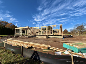 Homes for sale in Meriden, CT | 160 Bee St, Meriden, CT 06450 | MLS# 24104672