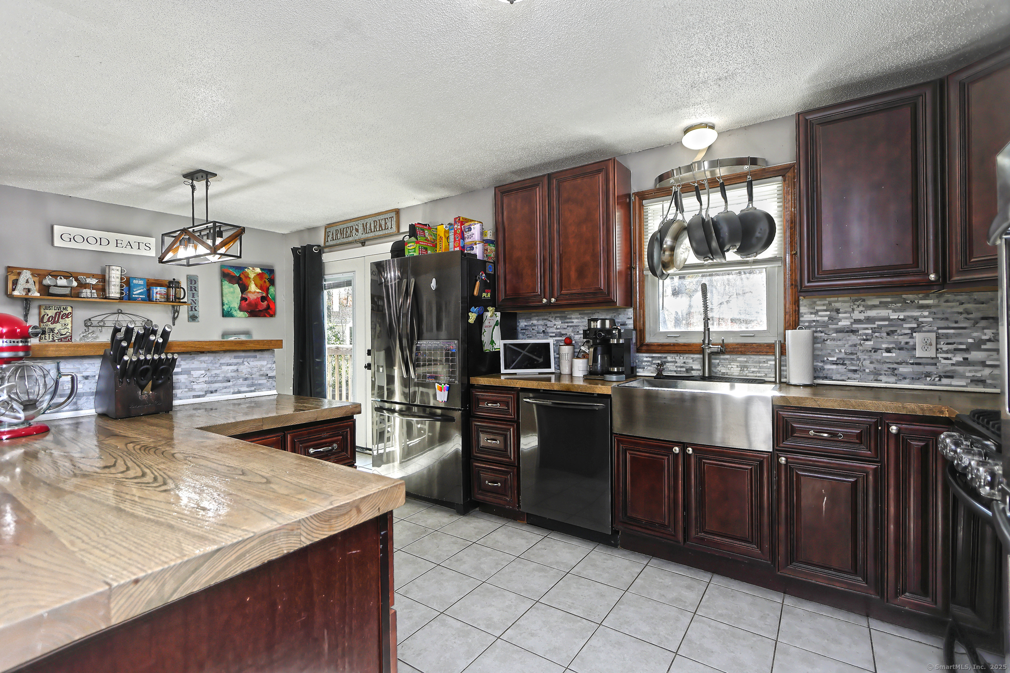 463 Mulberry, Naugatuck, 06770, 3 Bedrooms Bedrooms, 0 ,1 BathroomBathrooms,Single Family For Sale,For Sale,Mulberry,0,24137490