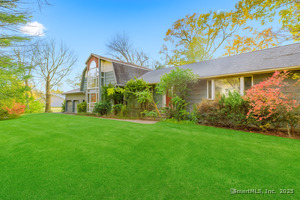 Homes for sale in Trumbull, CT | 184 Putting Green Rd, Trumbull, CT 06611 | MLS# 24138041