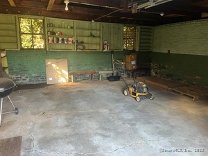 Homes for sale in Windsor Locks, CT | 15 Dickerman Ave, Windsor Locks, CT 06096 | MLS# 24138156