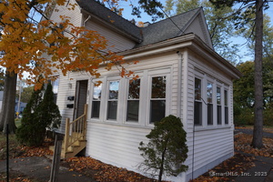 Homes for sale in Holyoke, MA | 69 Gates St, Holyoke, MA 01040 | MLS# 24138195